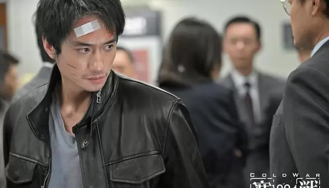 周文健出演《寒战1994》回归大银幕，饰演警队高层许怀翰 情报图