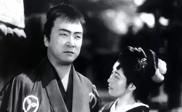 黑泽清《间谍之妻》神户取景首拍年代戏,暗引山中贞雄史实线索 相关图片 黑泽清《间谍之妻》神户取景首拍年代戏,暗引山中贞雄史实线索 相关图片